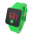 Kundenspezifische bunte Armbanduhr LED Digital mit weichem Bügel, Lithium-Batterie
